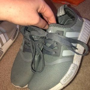Adidas nmd women’s grey